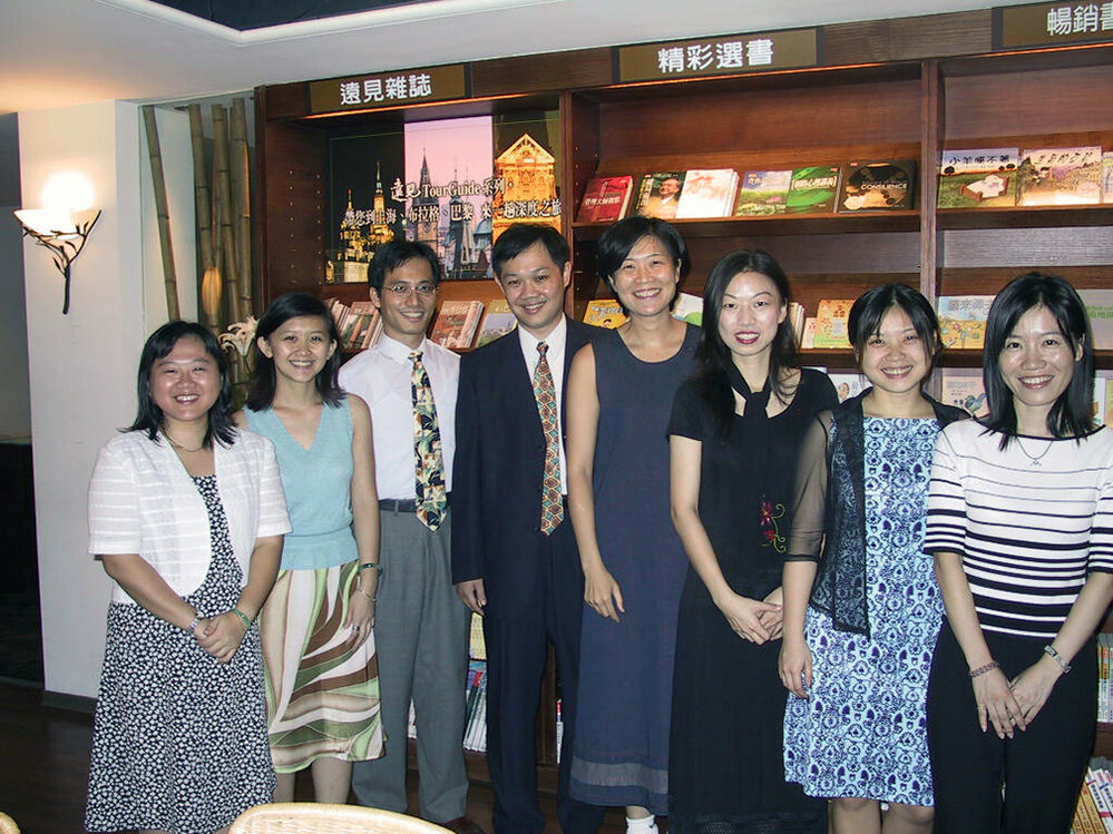 2001 Graduation Ceremony Taiwan 100-0007