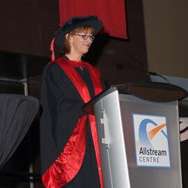 2010 Graduation Ceremony Canada 9999259-011