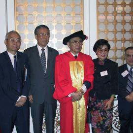 2001 Graduation Ceremony Taiwan 100-0054