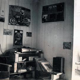 Student Household 1976 01